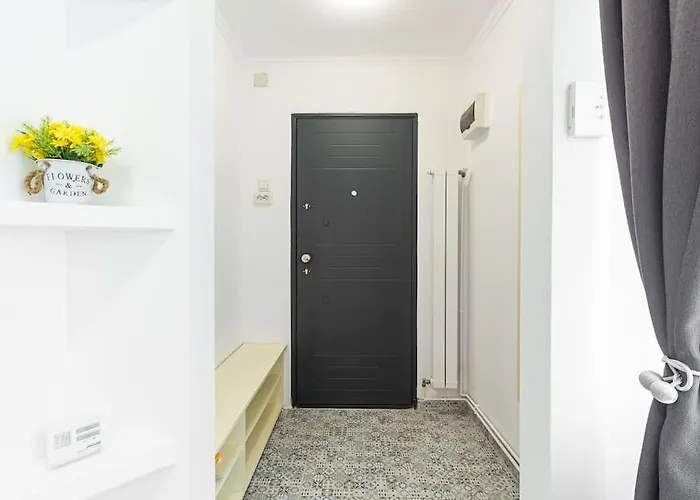 Flh - Black Church Apartman Brassó