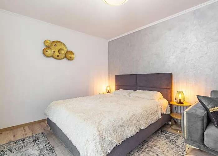 Flh - Black Church *