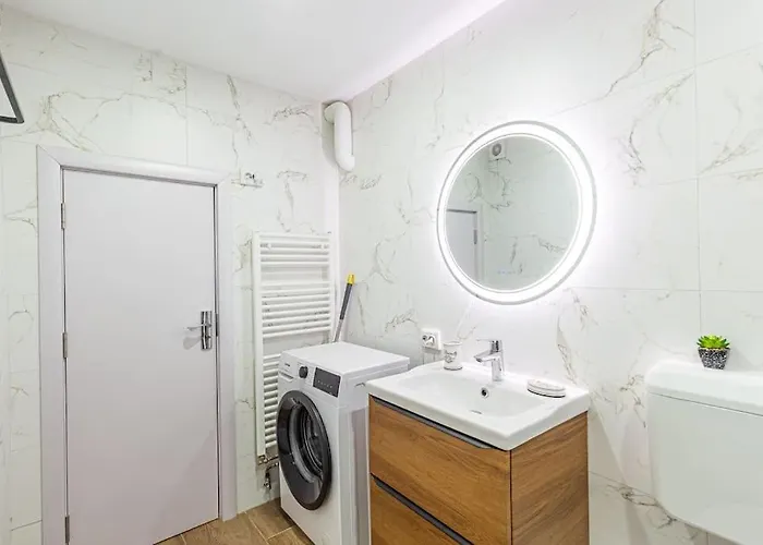 Apartman Flh - Black Church *